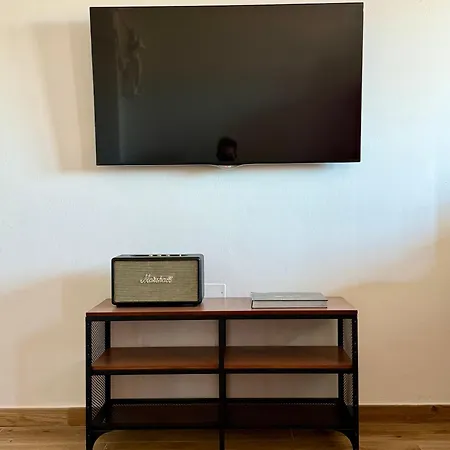 Apartman Cellerese 2 *